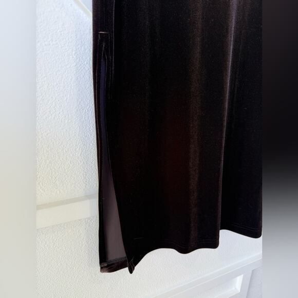 Vintage Tadashi Chocolate Brown Velvet Midi Skirt with Side Slit Size Large - Picture 3 of 9
